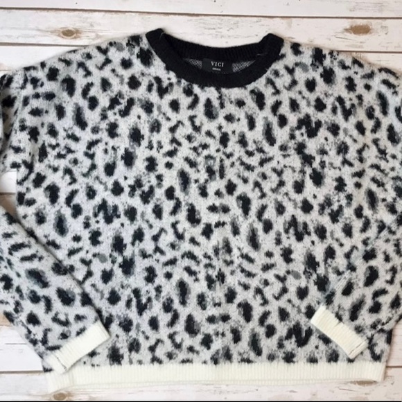 Vici Black White Leopard Eyelash Sweater Size S Small NWOT - Picture 1 of 3